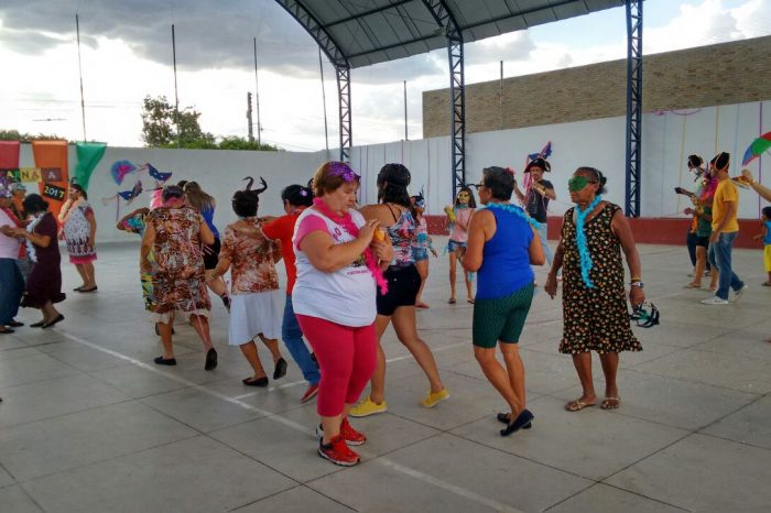 Assistência Social de Sumé realiza atividades de carnaval para seus usuários