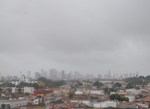 Cinco municípios do Cariri estão em alerta para chuvas e transtornos