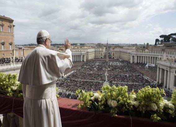 “A morte, a solidão e o medo já não são a última palavra”, diz Papa
