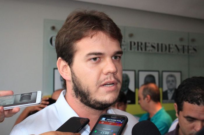 MOÍDOS DA REDAÇÃO: União Brasil marca data para filiação de Bruno Cunha Lima, em Campina Grande